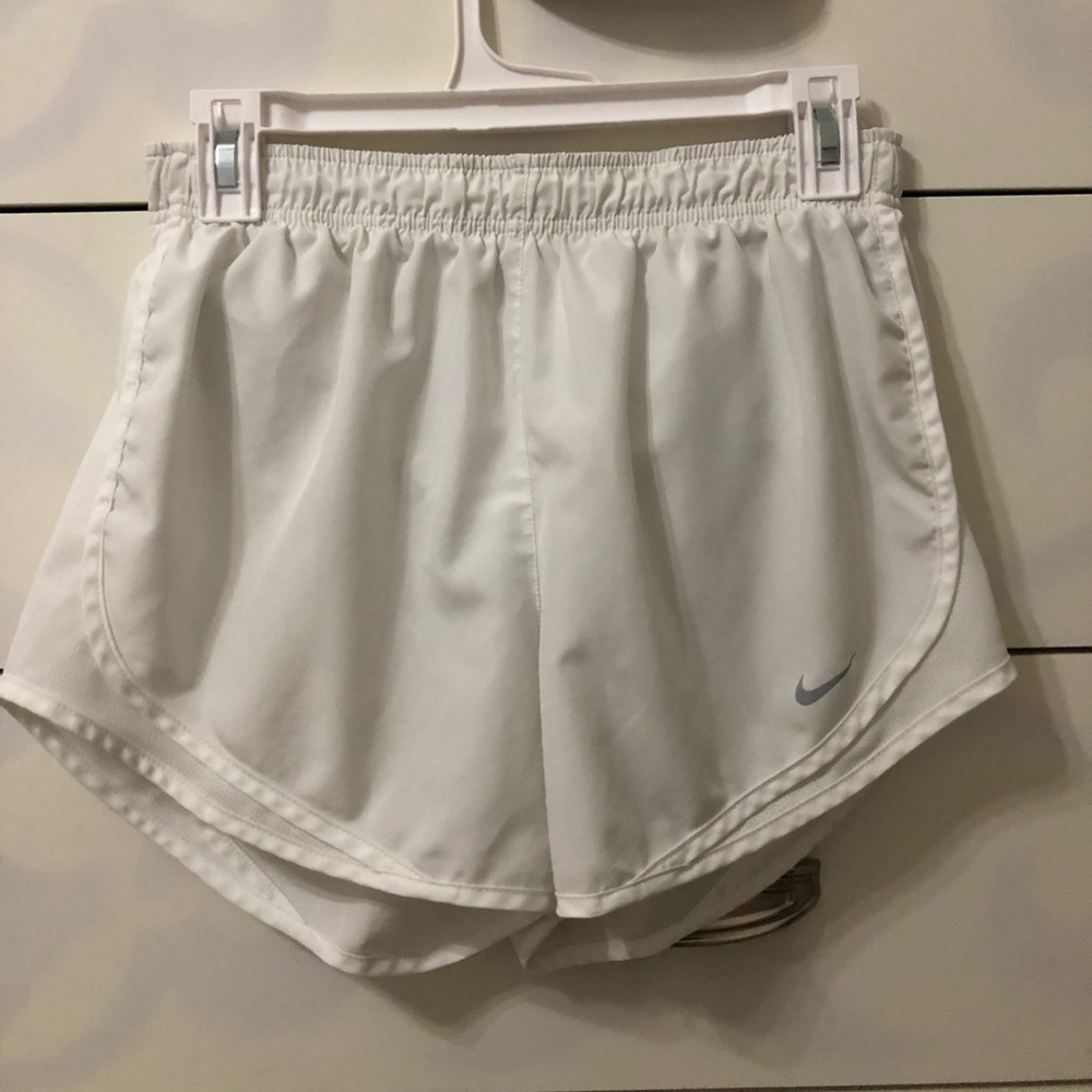NWOT White Nike Tempo Shorts